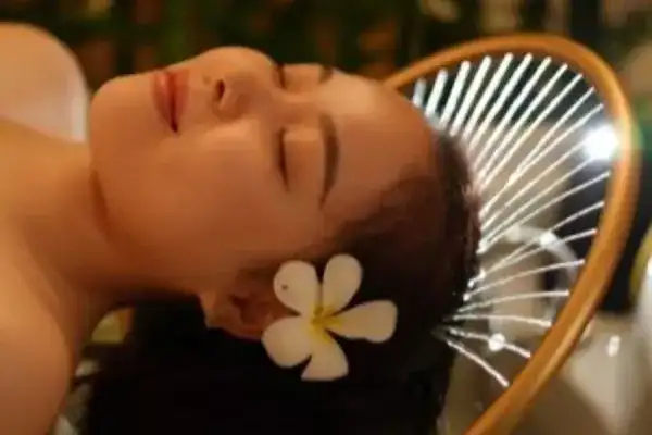 Rituel Head Spa Kerala : soin du cuir chevelu et détente